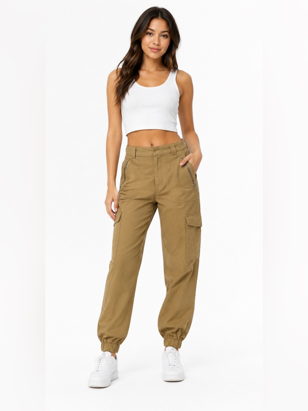 Forever 21 cargo pants/joggers tan/khaki slant pockets elasticized Women’s Small